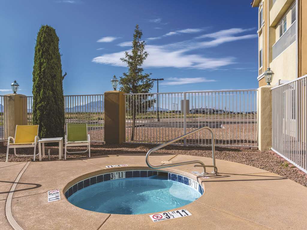 La Quinta Inn & Suites by Wyndham Deming - photo 7