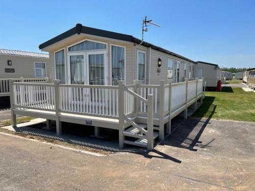 8 Berth caravan Skegness Golden Palm resort in Chapel Saint Leonards, United Kingdom
