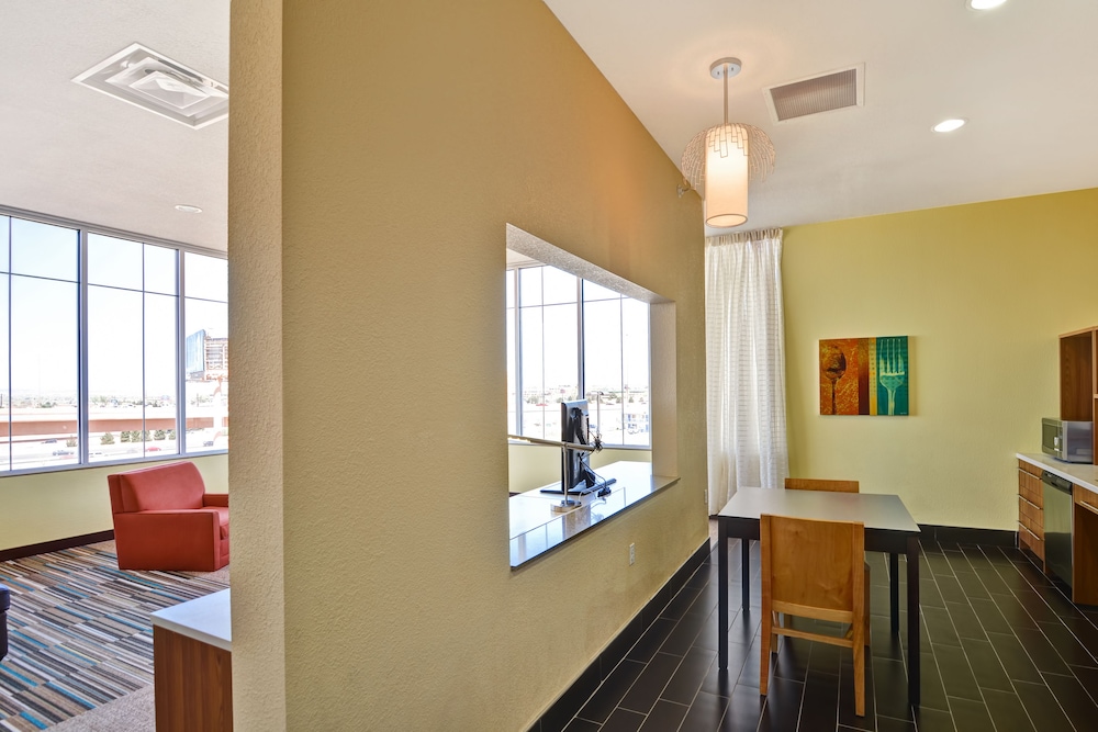 Home2 Suites by Hilton Albuquerque Downtown University - photo 31