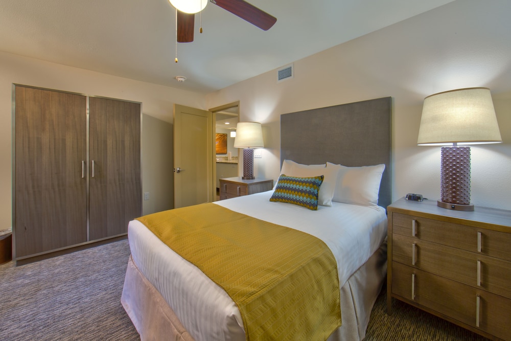 Holiday Inn Club Vacations Scottsdale Resort by IHG - photo 2