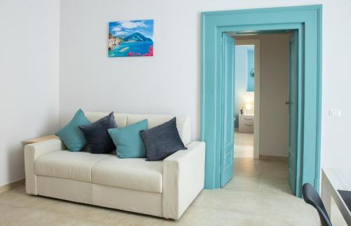 Dimora Museo — 4-Star Luxury Hotel in Naples, Italy