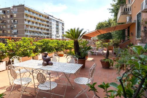 Trastevere Art House & terrace — 4-Star Luxury Hotel in Rome, Italy