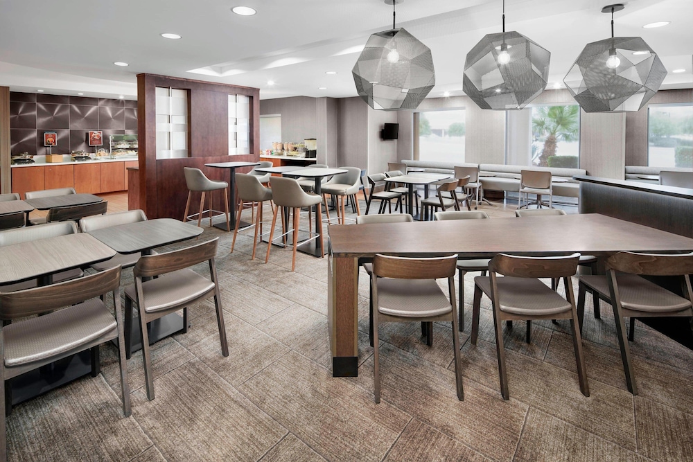 SpringHill Suites Scottsdale North - photo 16
