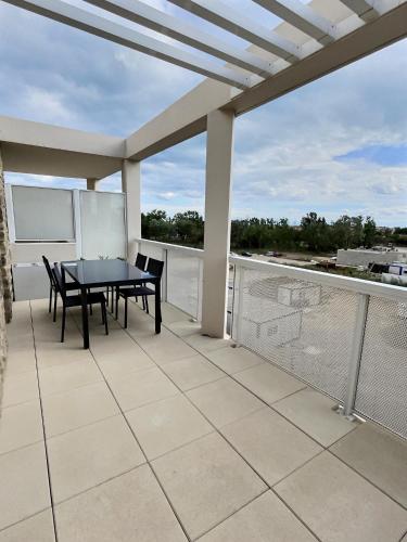 Pavillon dans une résidence récente pour 6 personnes V03 in Serignan, France