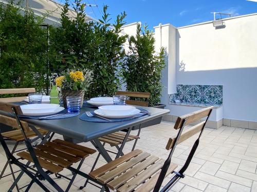 Terrazza Manuela Apartments Quartieri Spagnoli — 4-Star Luxury Hotel in Naples, Italy
