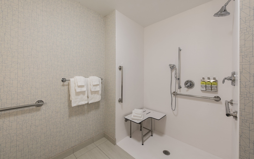 Holiday Inn Express & Suites Phoenix North Happy Valley by IHG - photo 47