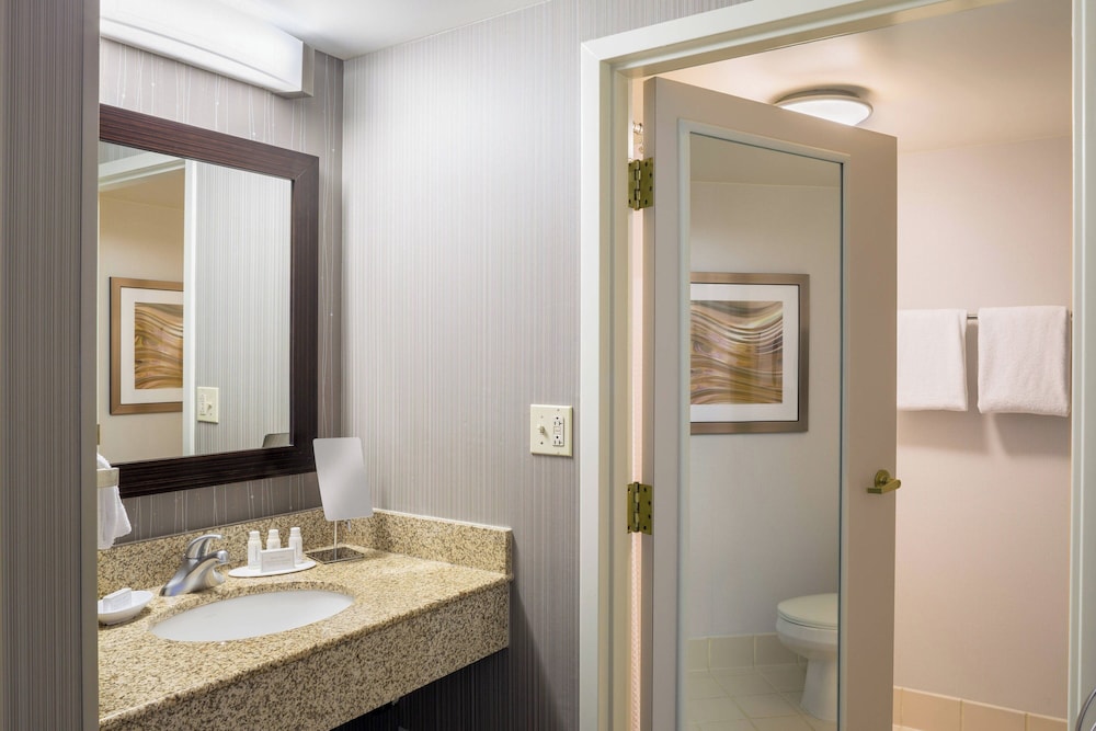 Courtyard by Marriott Providence Downtown - photo 14