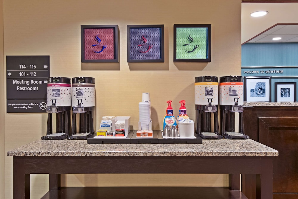 Hampton Inn Winfield teays Valley - photo 27