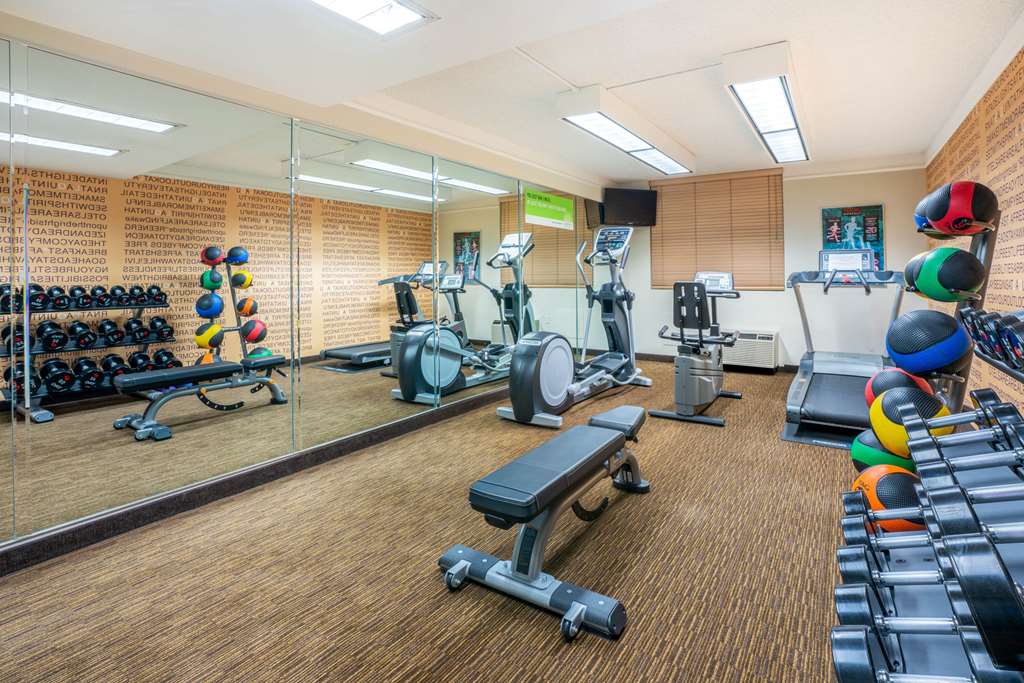 La Quinta Inn & Suites by Wyndham Seattle Sea Tac Airport - photo 10