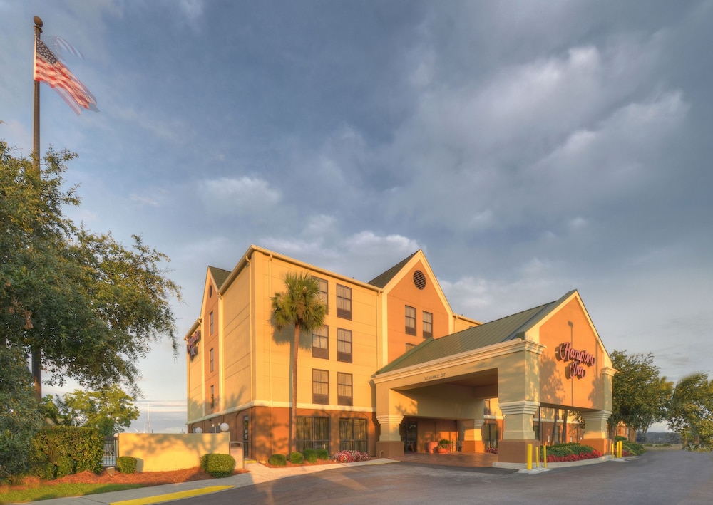 Hampton Inn Georgetown Marina - photo 32