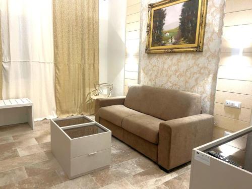 Lexa Home Experience Roomy & Central Apartment — 4-Star Luxury Hotel in Taranto, Italy