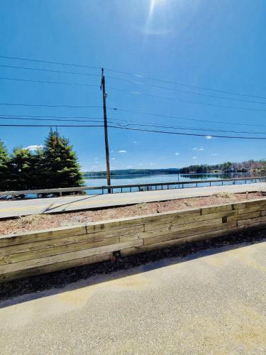 Lake Winnisquam 1 Bedroom Condo With Lake Views 20750544 — Tilton