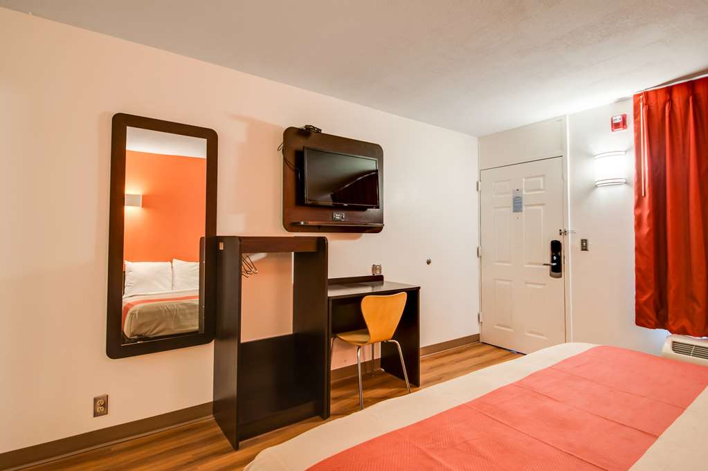 Motel 6 Jennings LA - photo 19