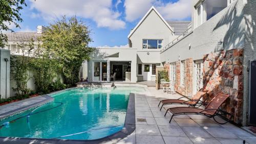 Wholeness Accommodation in Hermanus, South Africa