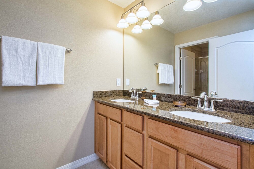 Close To Clubhouse Splashpool 3026Pp - photo 61