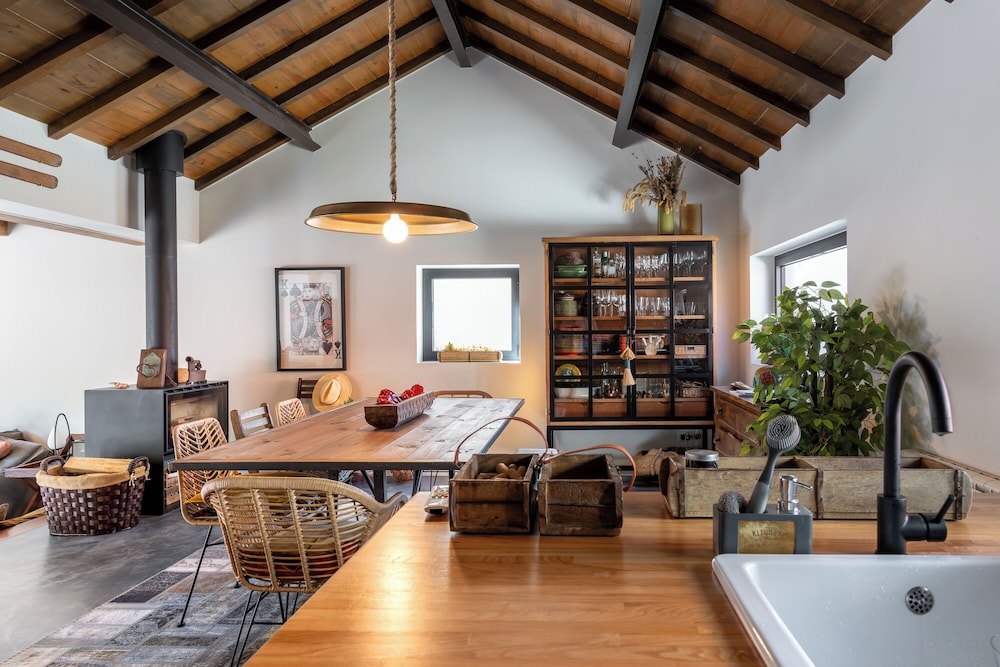 Feel Discovery P&P House Douro Valley — 4-Star Luxury Hotel in Resende, Portugal