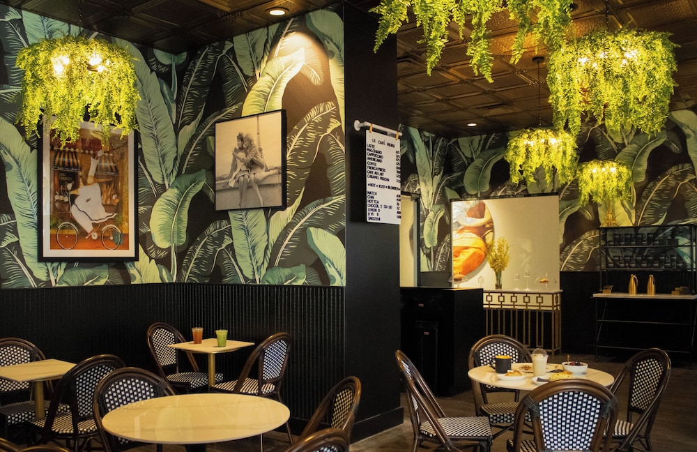 The Admiral Hotel - photo 31