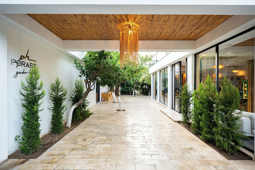 Perast Garden Hotel — Kemer
