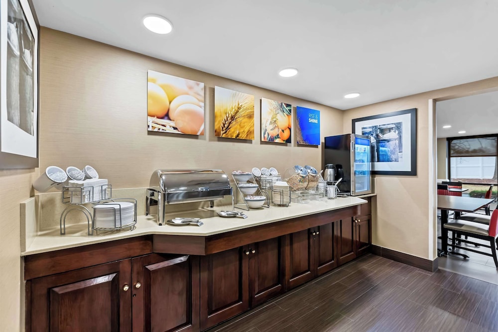 Comfort Inn & Suites Somerset New Brunswick - photo 31