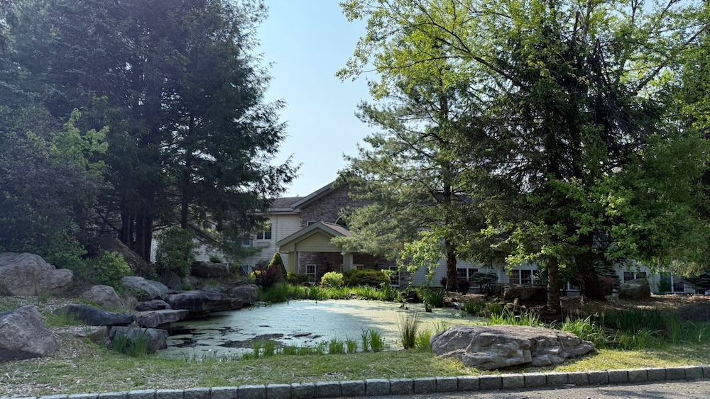 The Willowbrook Golf Hotel At Split Rock - photo 22
