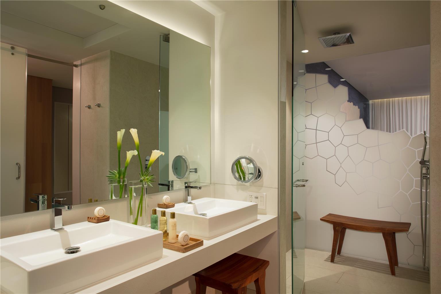 Guest room