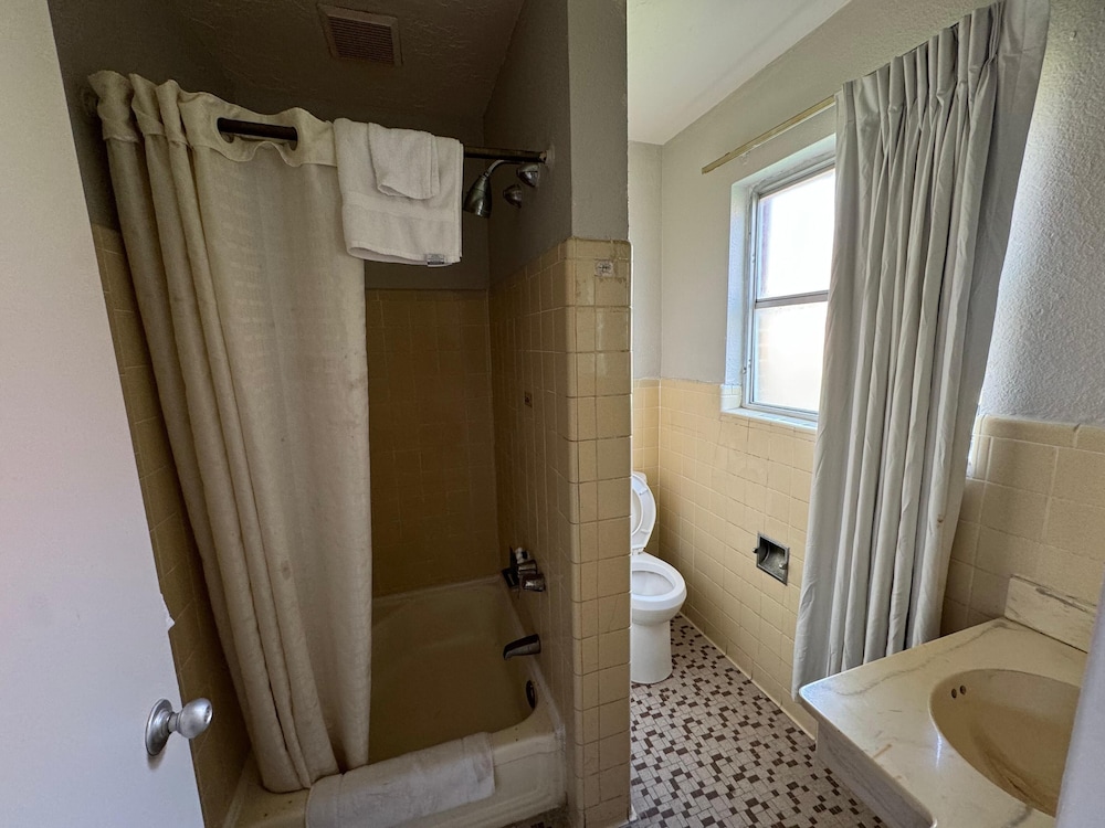 Travel Inn Danville US 29 - photo 22