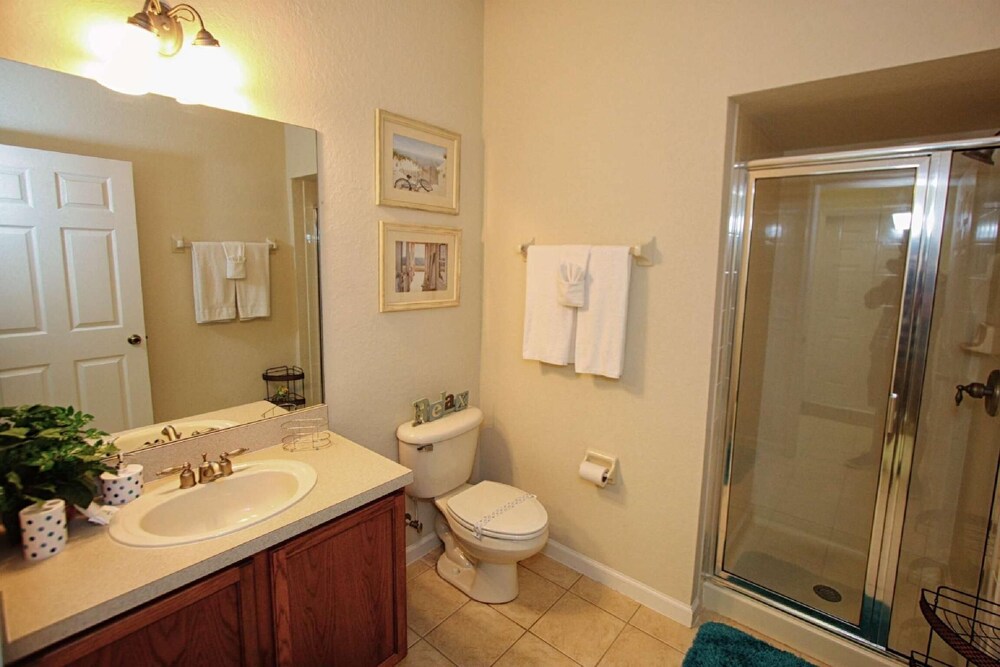 2633 Trafalgar Village - photo 20