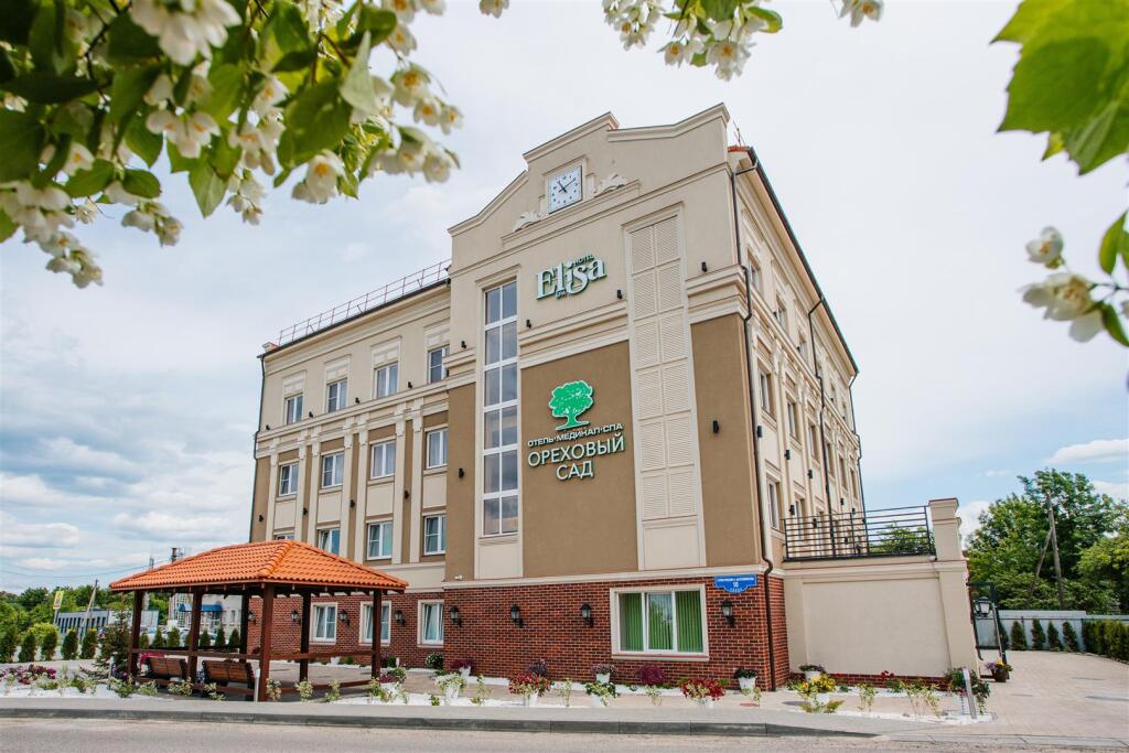 Spa Otel Orekhovy Sad Hotel in Krasnoznamensk, Russia