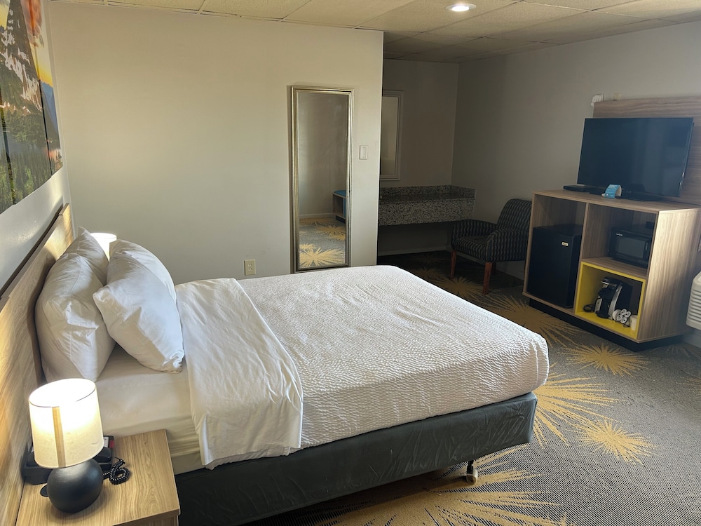 Days Inn By Wyndham Wheatland - photo 9