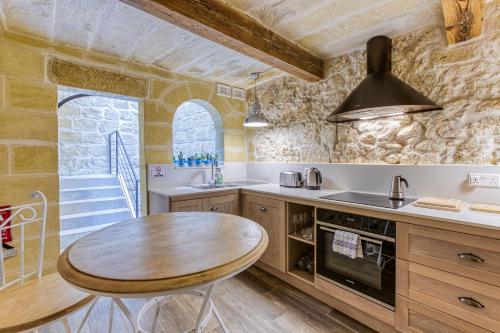 Rb42 Charming & Historic House — 4-Star Luxury Hotel in Rabat, Malta