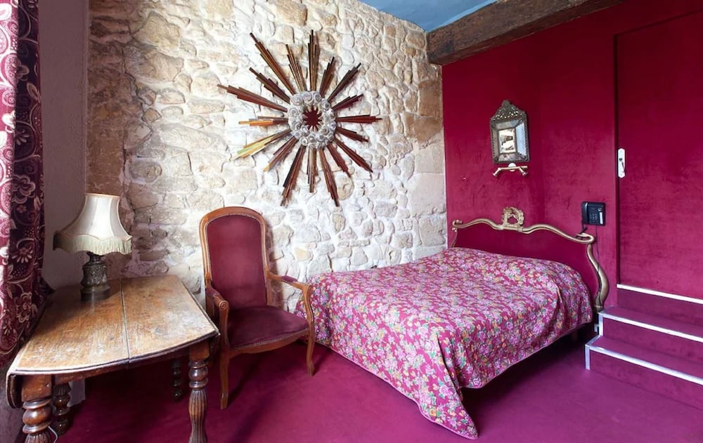 Hôtel Esmeralda - last minute hotel in Paris