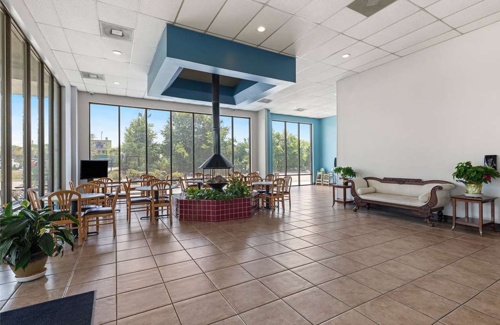 Days Inn by Wyndham St George - photo 3