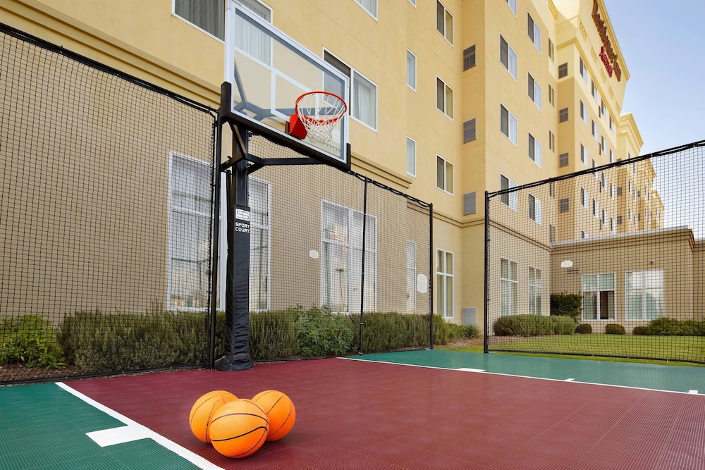 Residence Inn by Marriott San Antonio Six Flags at The Rim - photo 18