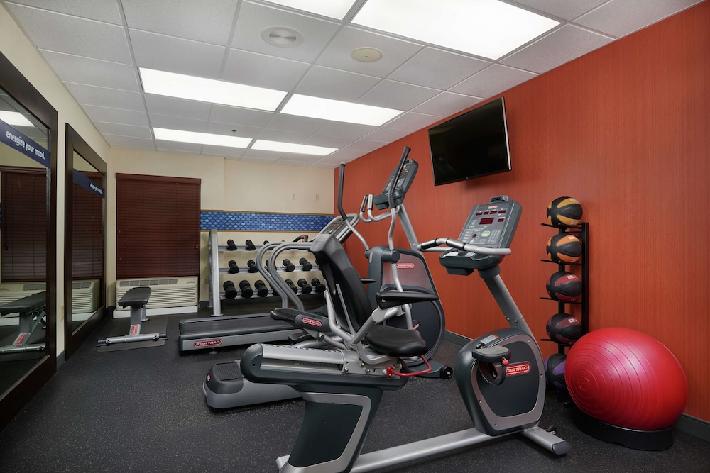 Hampton Inn Beaumont - photo 24