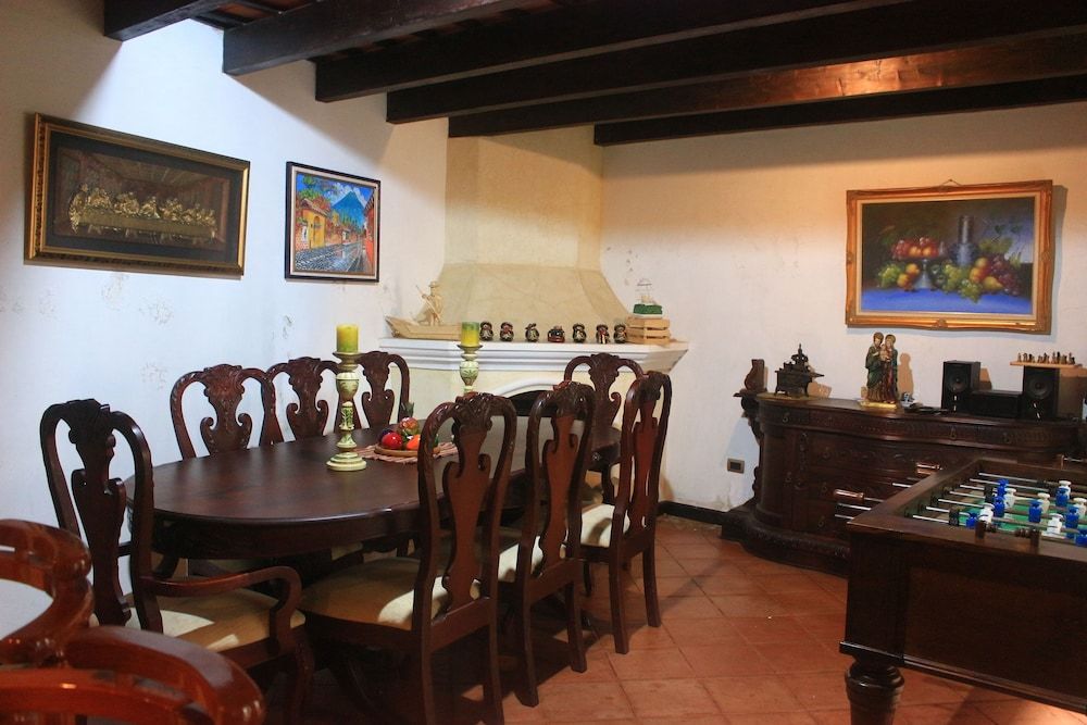 Hotel Antigua Inn in Antigua Guatemala, Guatemala