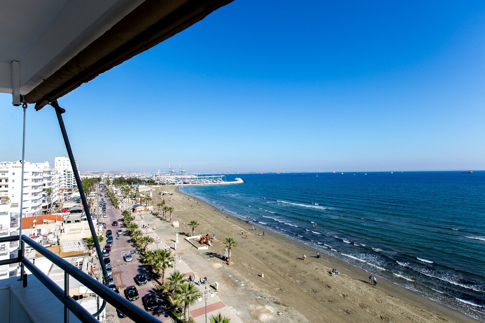 Laila’s Seaview Penthouse Apartments