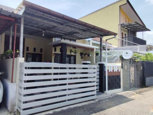 Pondok Mutiara 17 — 4-Star Luxury Hotel in Tasikmalaya, Indonesia