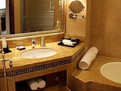 Tanmulin Celebrity City Hotel — Zigong — photo 2