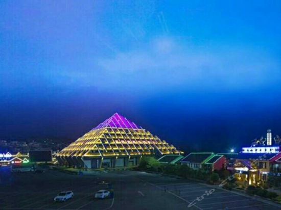 Wulong Piaoyou International Youth Hostel in Chongqing, People's Republic of China