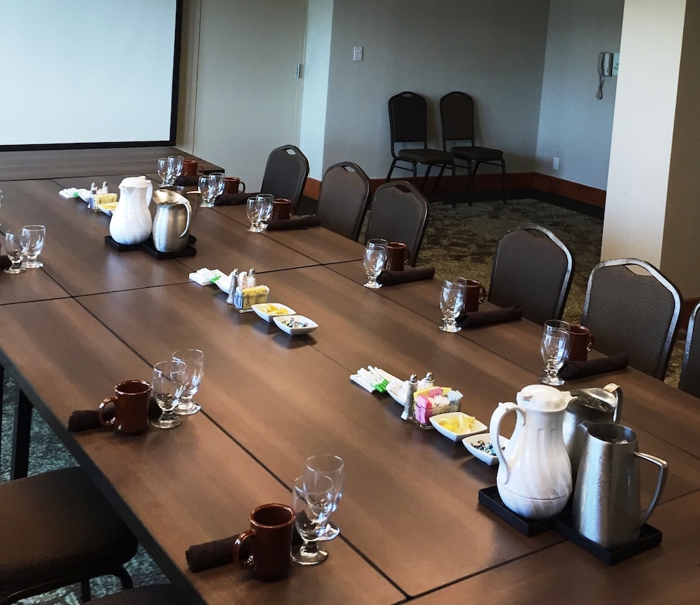 Holiday Inn Nashville Vanderbilt by IHG - photo 57