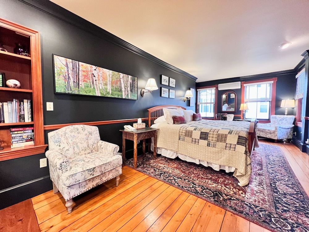 Four Columns Inn - photo 7