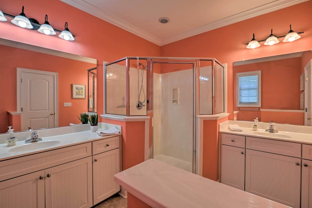 Game Room: Surfside Beach Resort Hideaway - photo 4