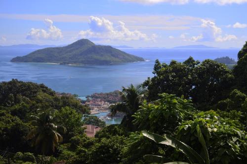 Armony Residence Holiday Apartment 2 — 4-Star Luxury Hotel in Victoria, Seychelles