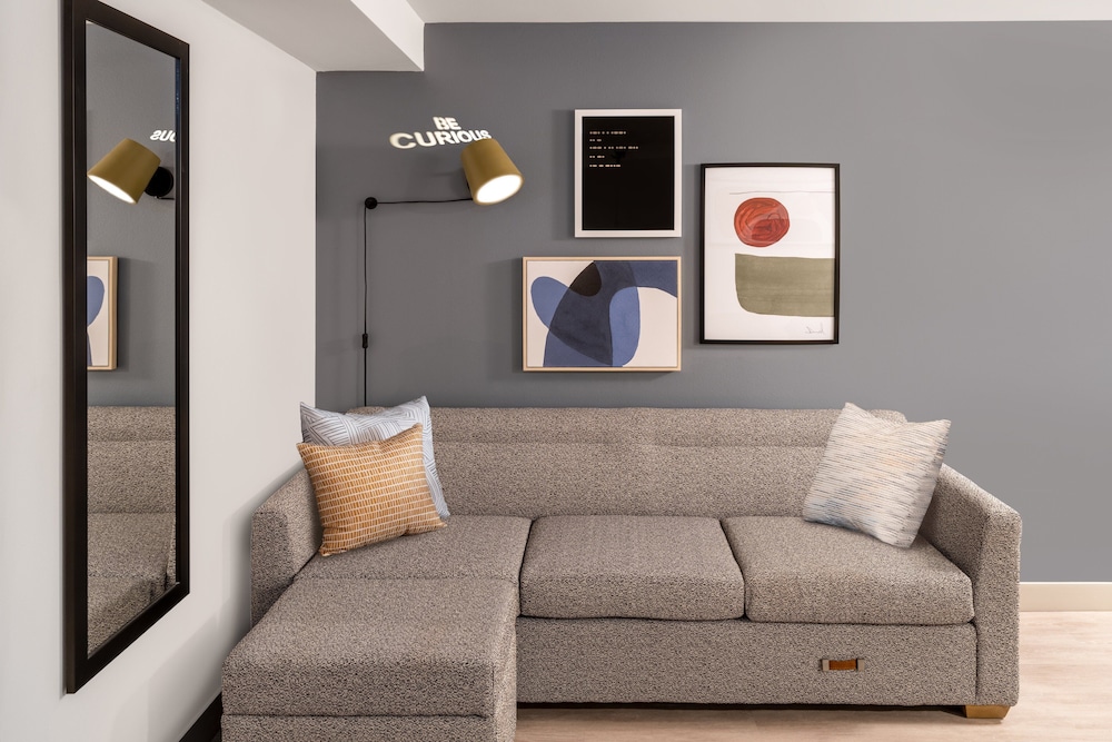 Atwell Suites Austin Airport by IHG - photo 25