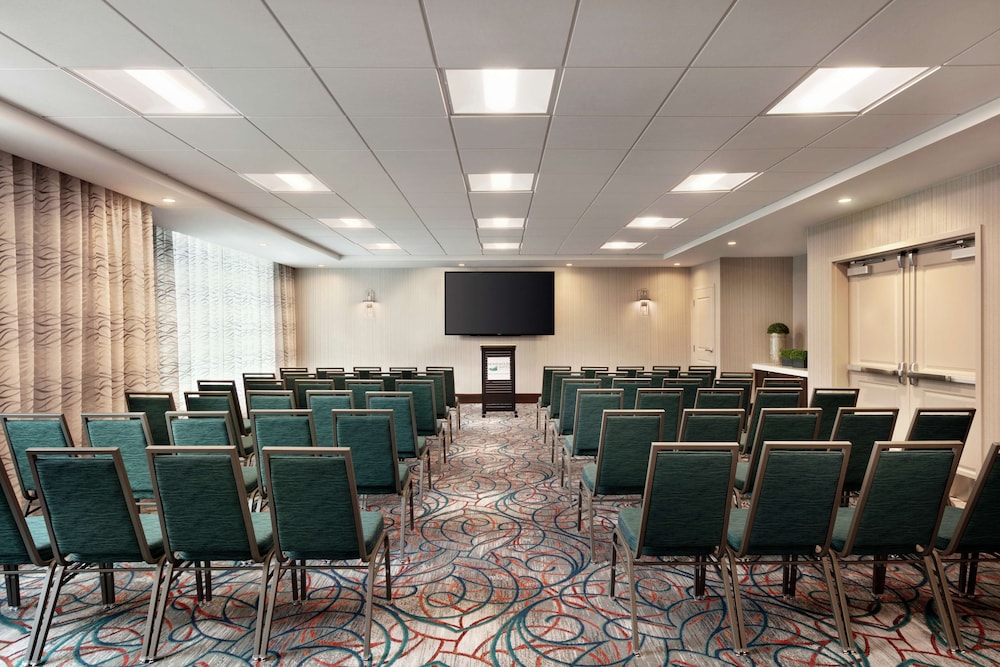 Homewood Suites by Hilton Arlington Rosslyn Key Bridge - photo 39