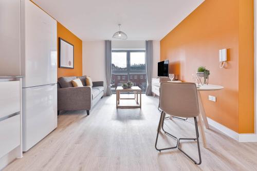 StayZeni Hardwick House Derby Modern 1 Bed Flat — 4-Star Luxury Hotel in Derby, United Kingdom