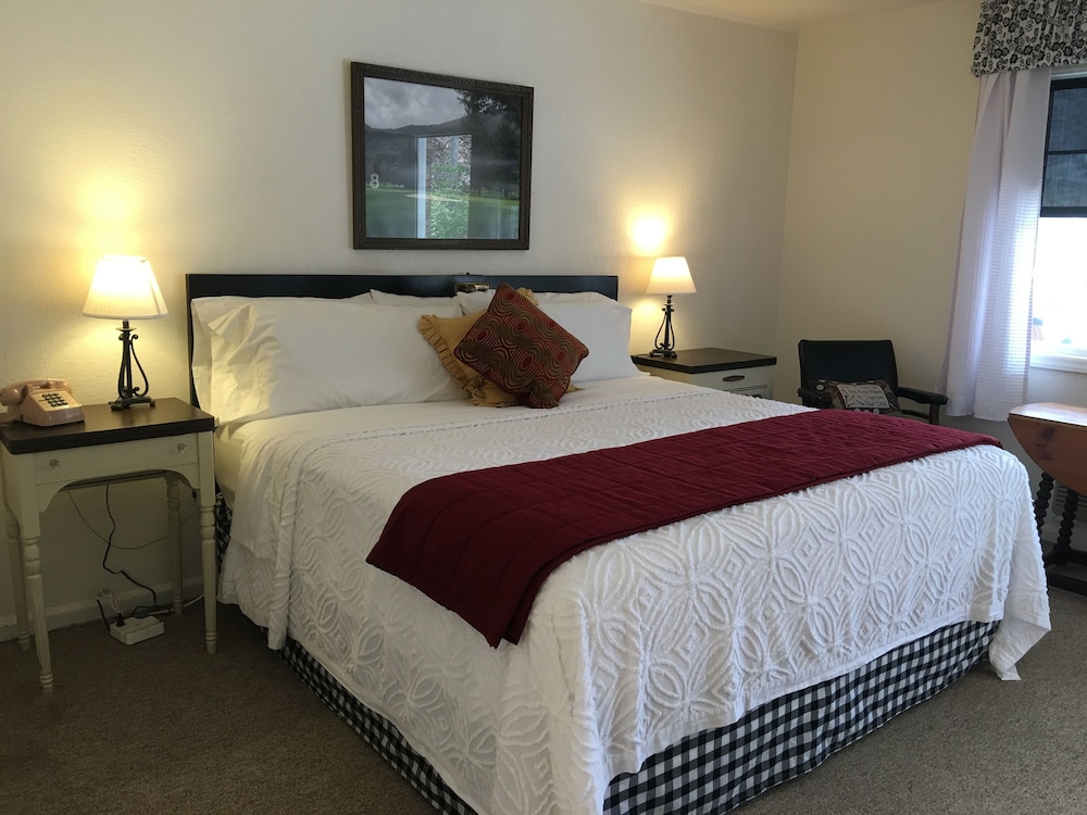 The Cardinal Inn - photo 5