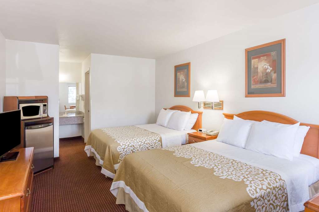 Days Inn by Wyndham Willcox - photo 10