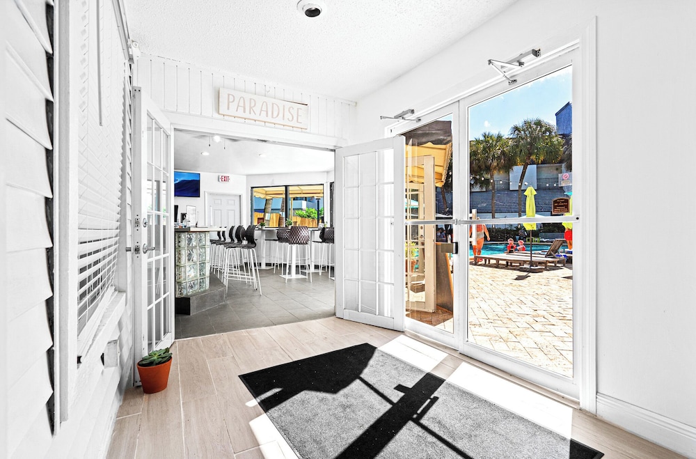 2520 Living - photo 26