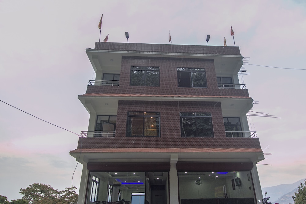 OYO 28105 Hotel Blue Sapphire in Namchi, India